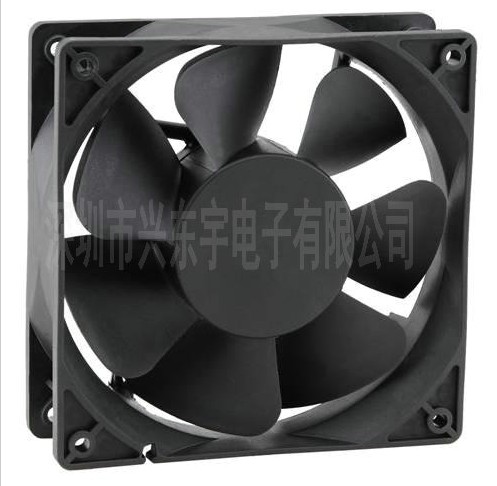 【雙滾珠交流風(fēng)扇】細(xì)心清理，專心制造！
